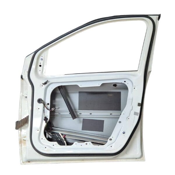 Mercedes B-Class Right Front Door – Repairable Damage, Wiring & Window Rubber Included