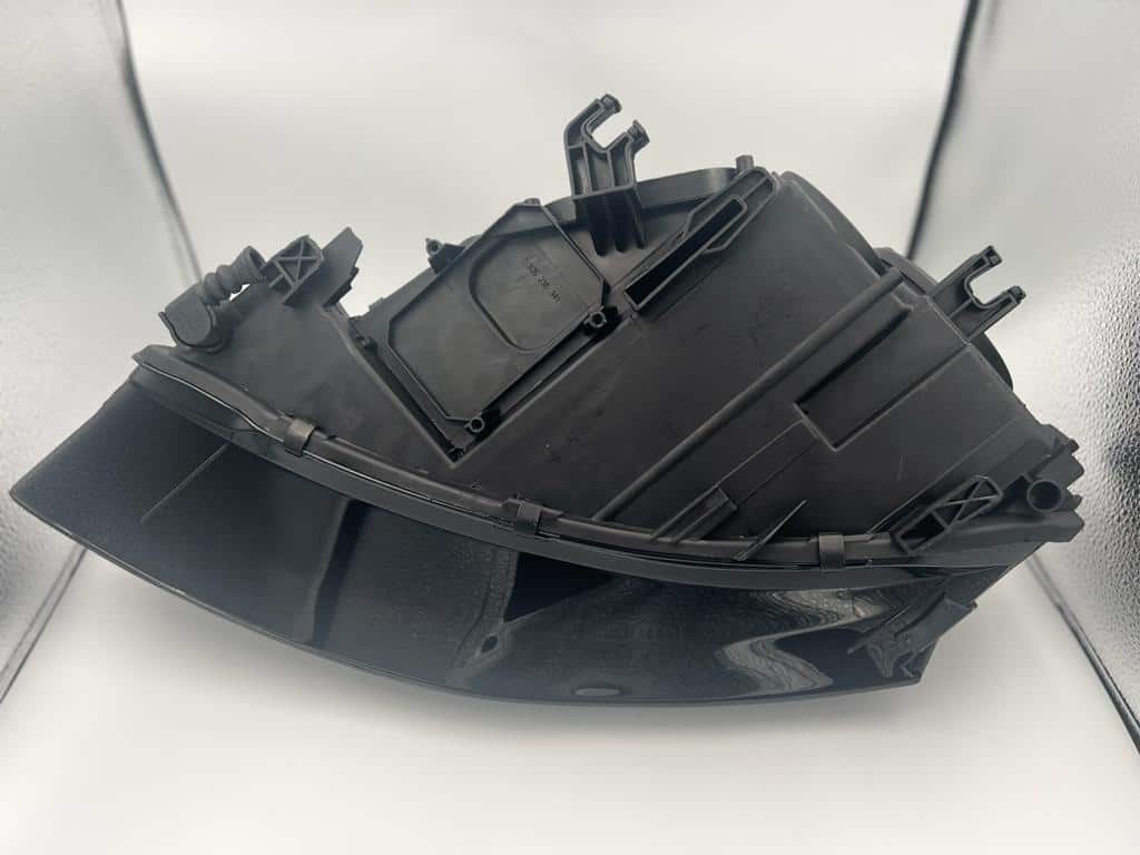 Audi A4 B8 Headlight Xenon OEM Right Preface - 8K0941028