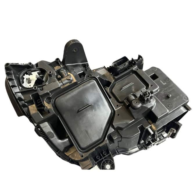 Mercedes-Benz W205 Left Side Headlight Second hand - A2059062704
