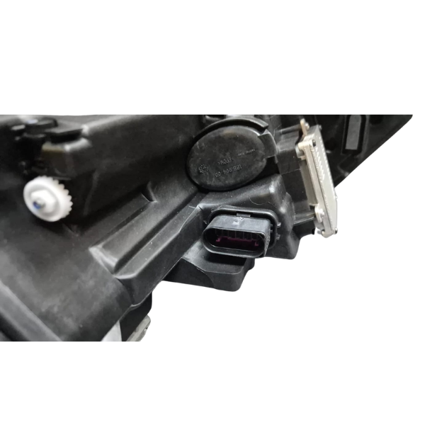 Audi Q3 8U Headlight (2011-2015) Right - 8U0941044